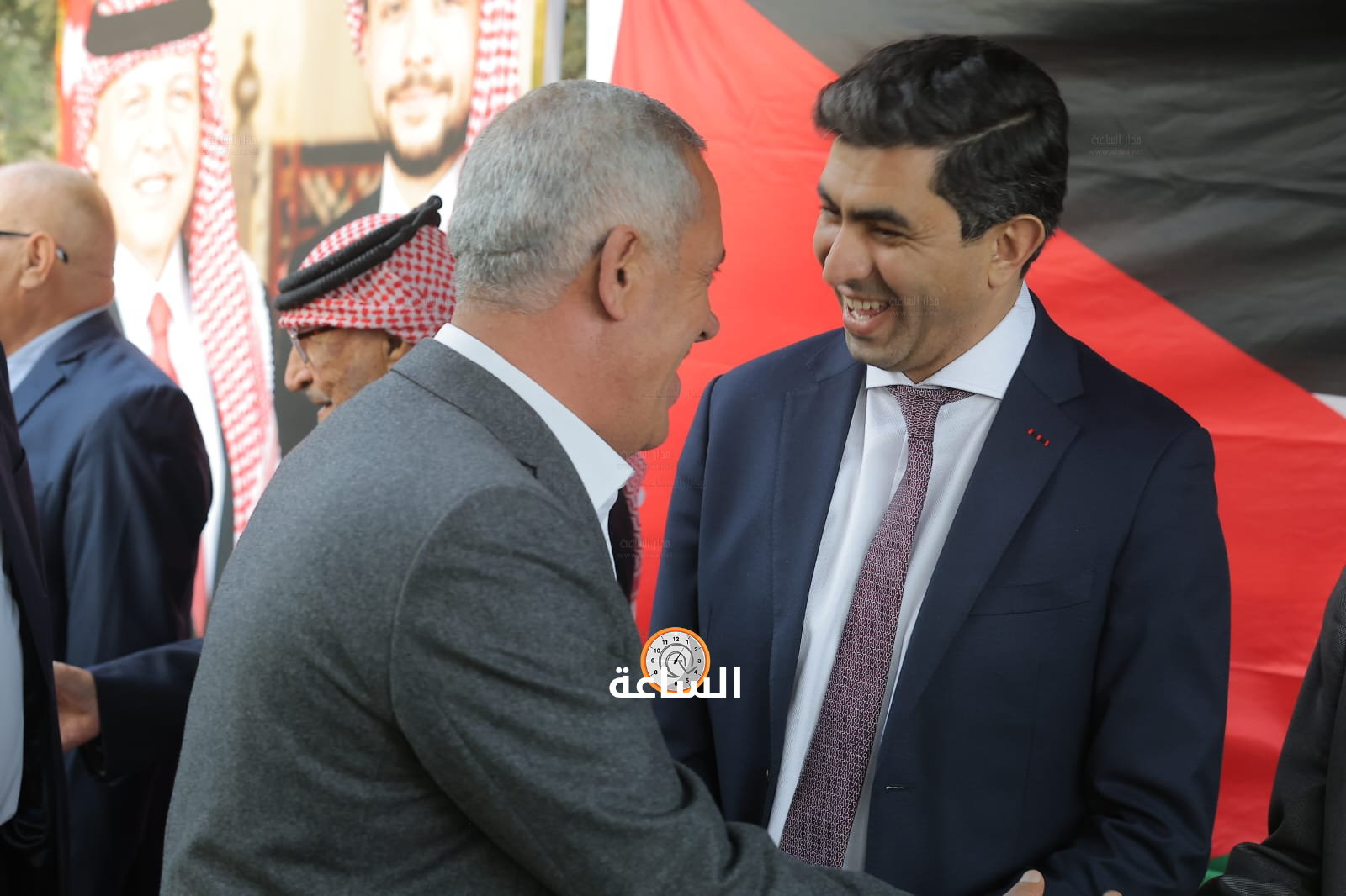 Madar Al-Saa Images 0.6499694994543214