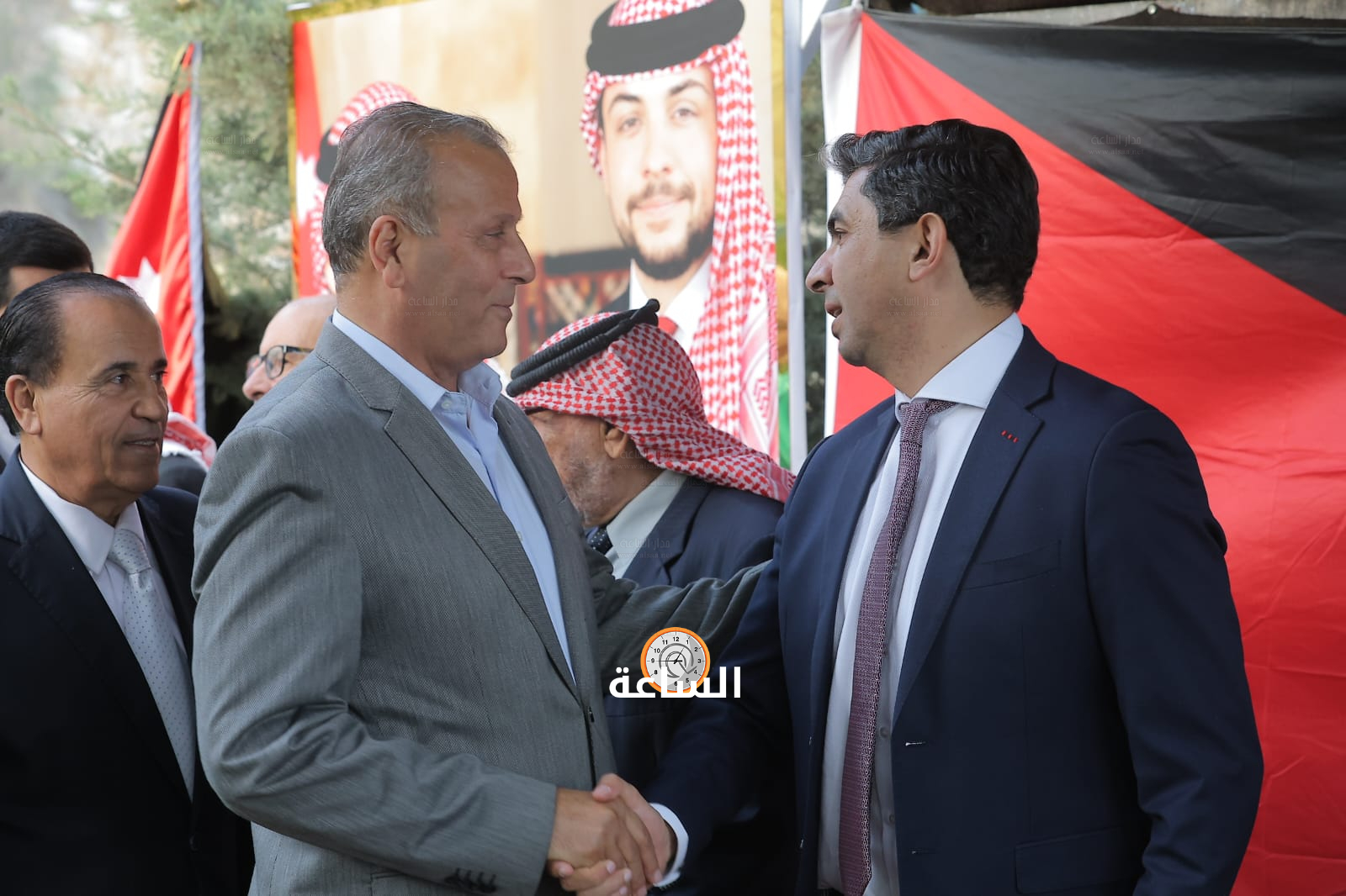 Madar Al-Saa Images 0.8945892029446575