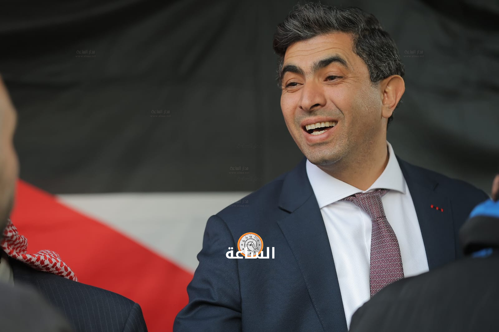 Madar Al-Saa Images 0.7063338145337679