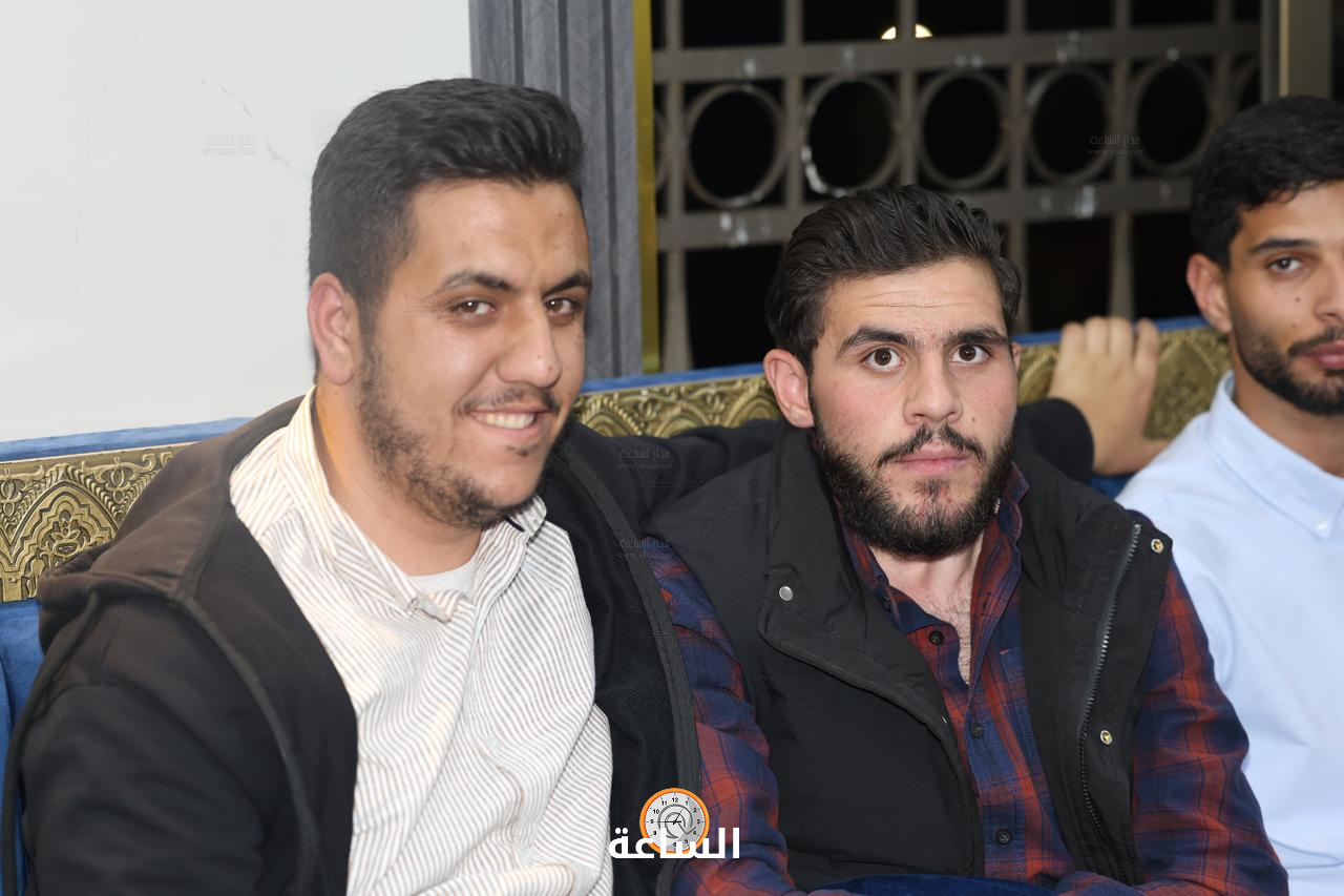 Madar Al-Saa Images 0.646585322878997