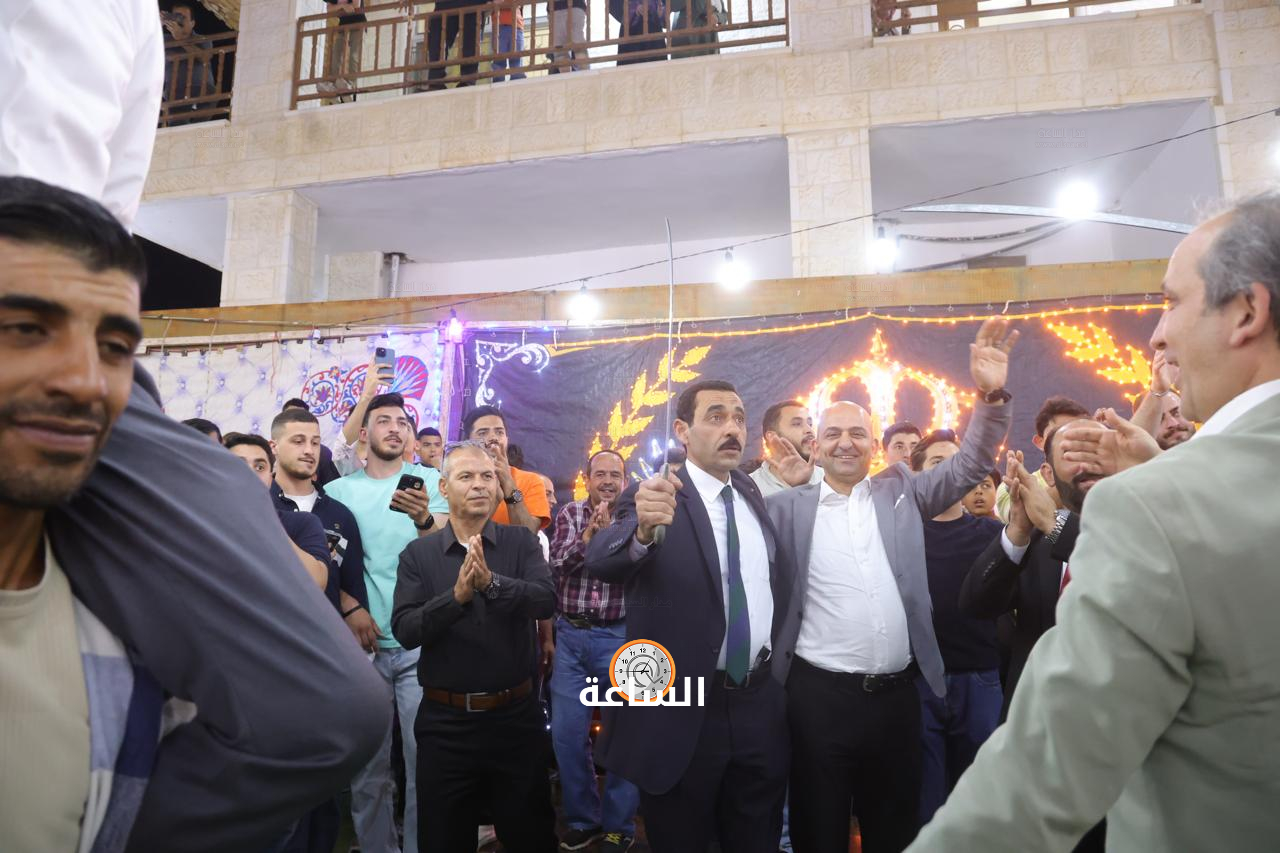 Madar Al-Saa Images 0.00012935324980656304