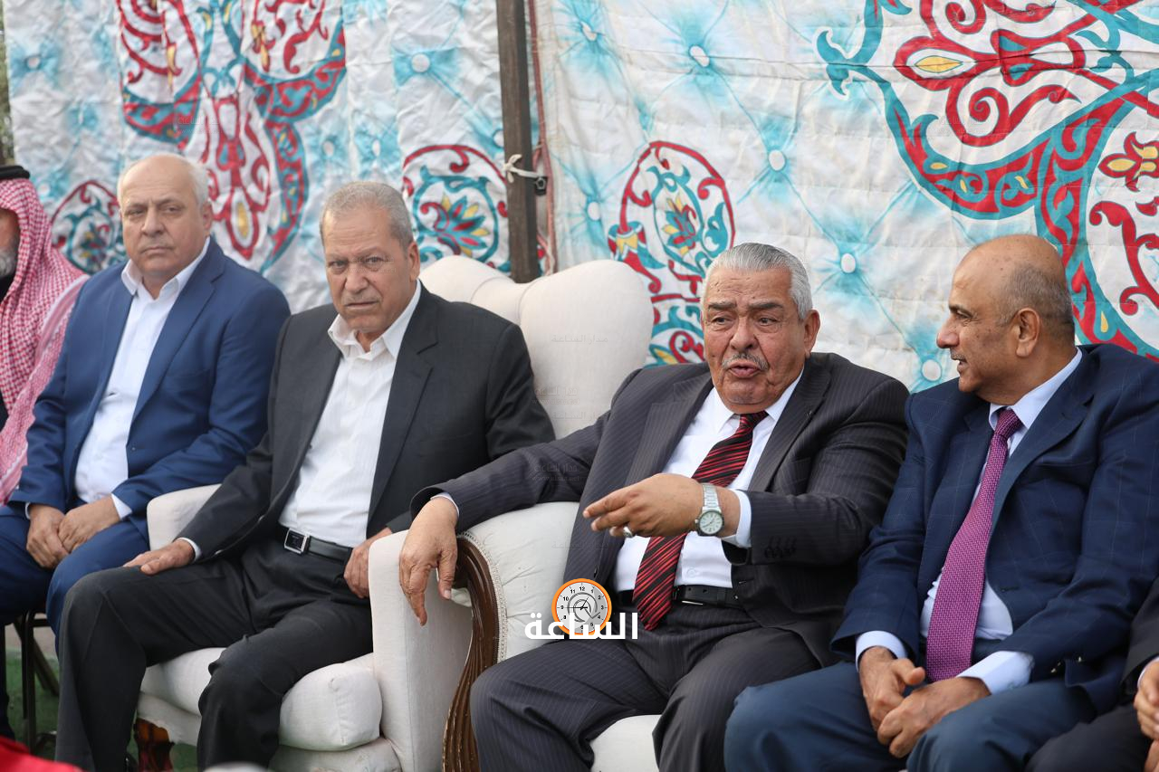 Madar Al-Saa Images 0.5213258863857131