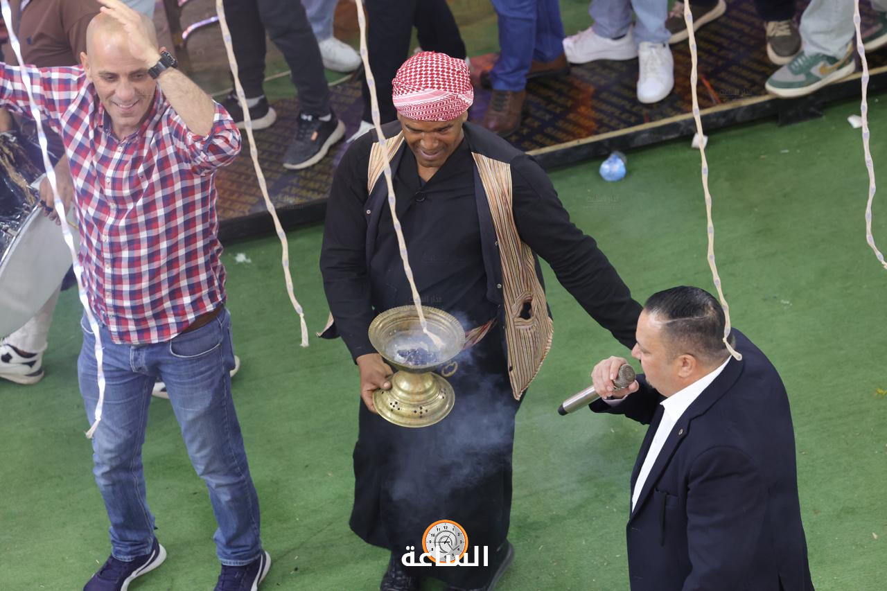 Madar Al-Saa Images 0.6702872520305575