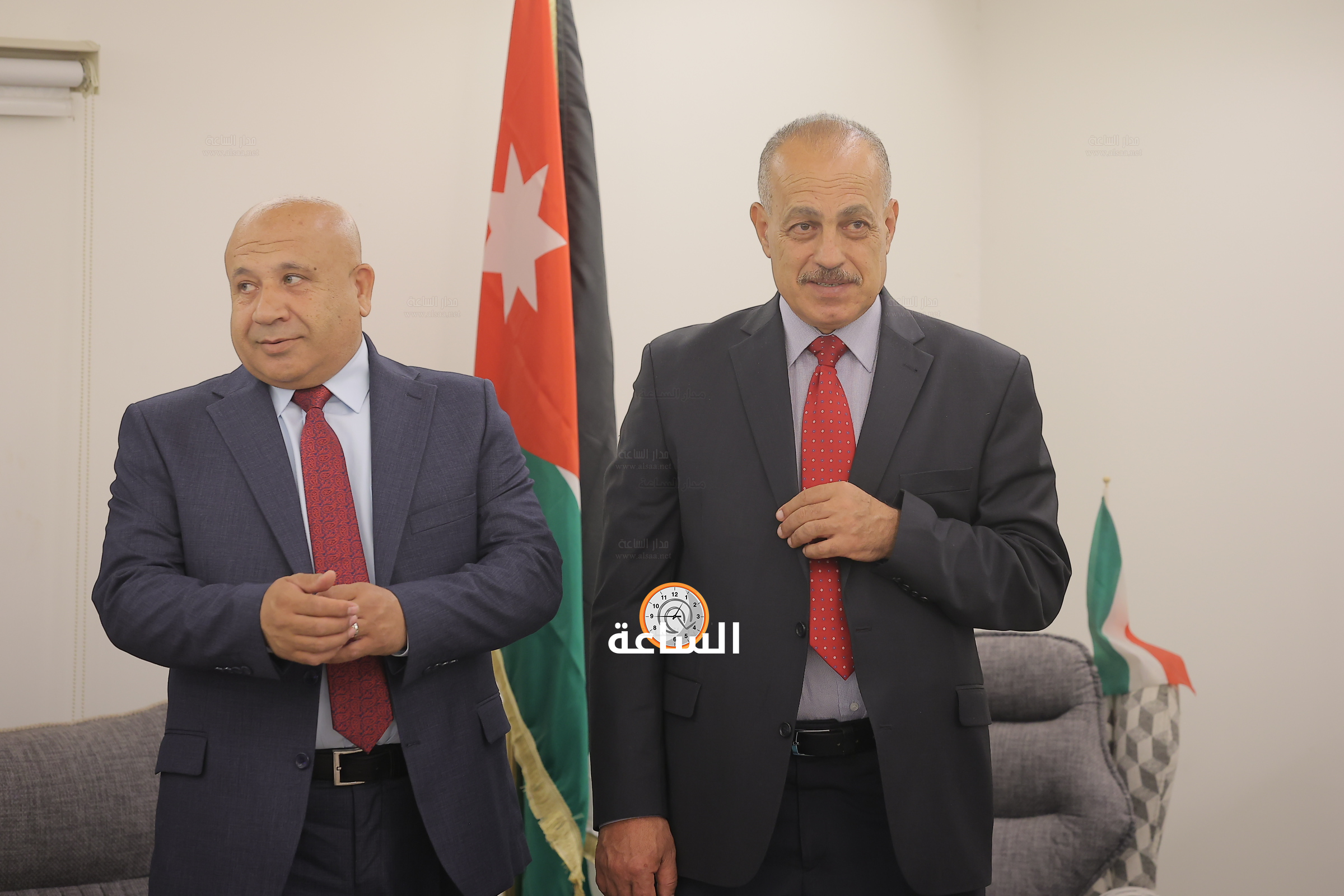Madar Al-Saa Images 0.6026002630683157