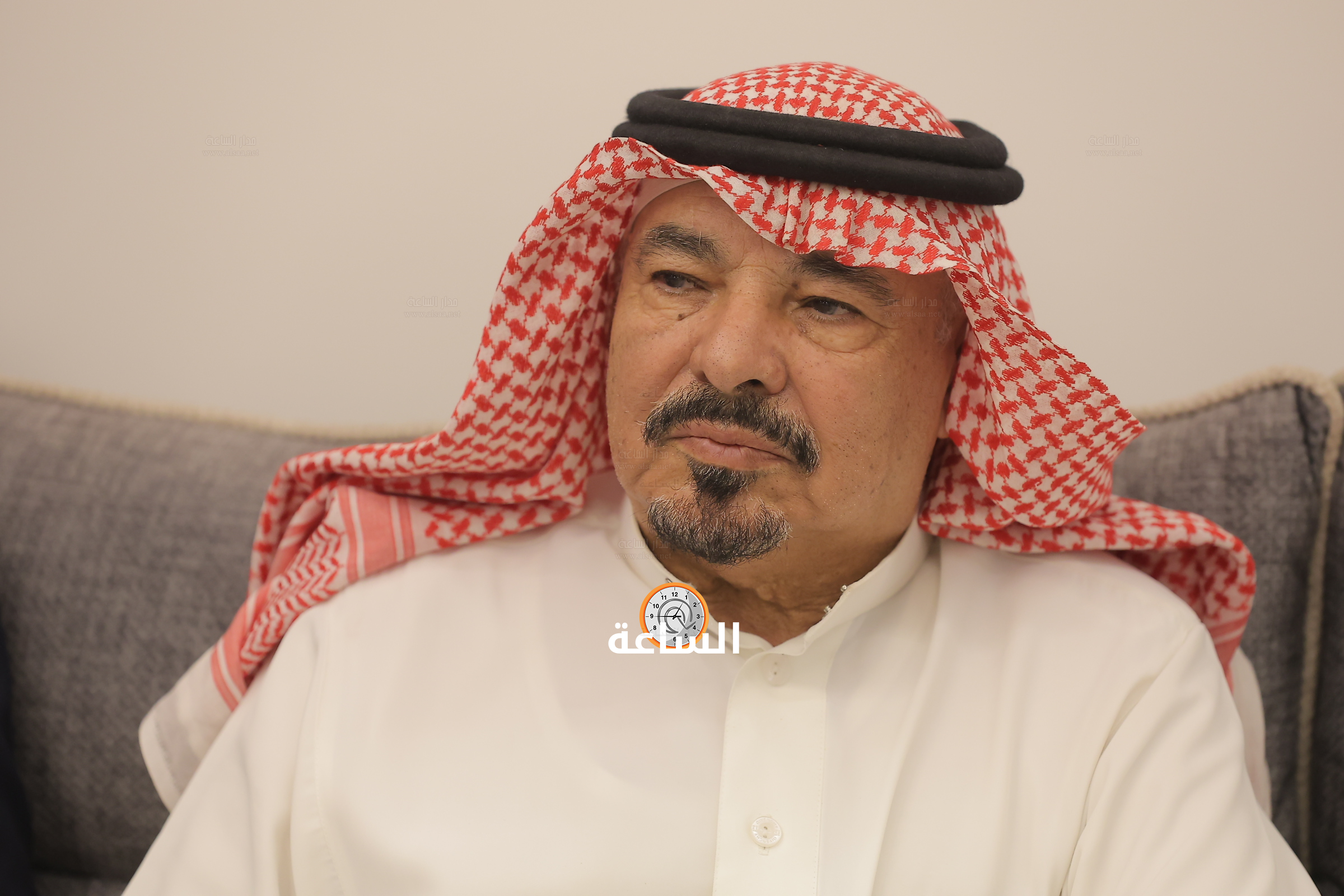 Madar Al-Saa Images 0.4960616834583166