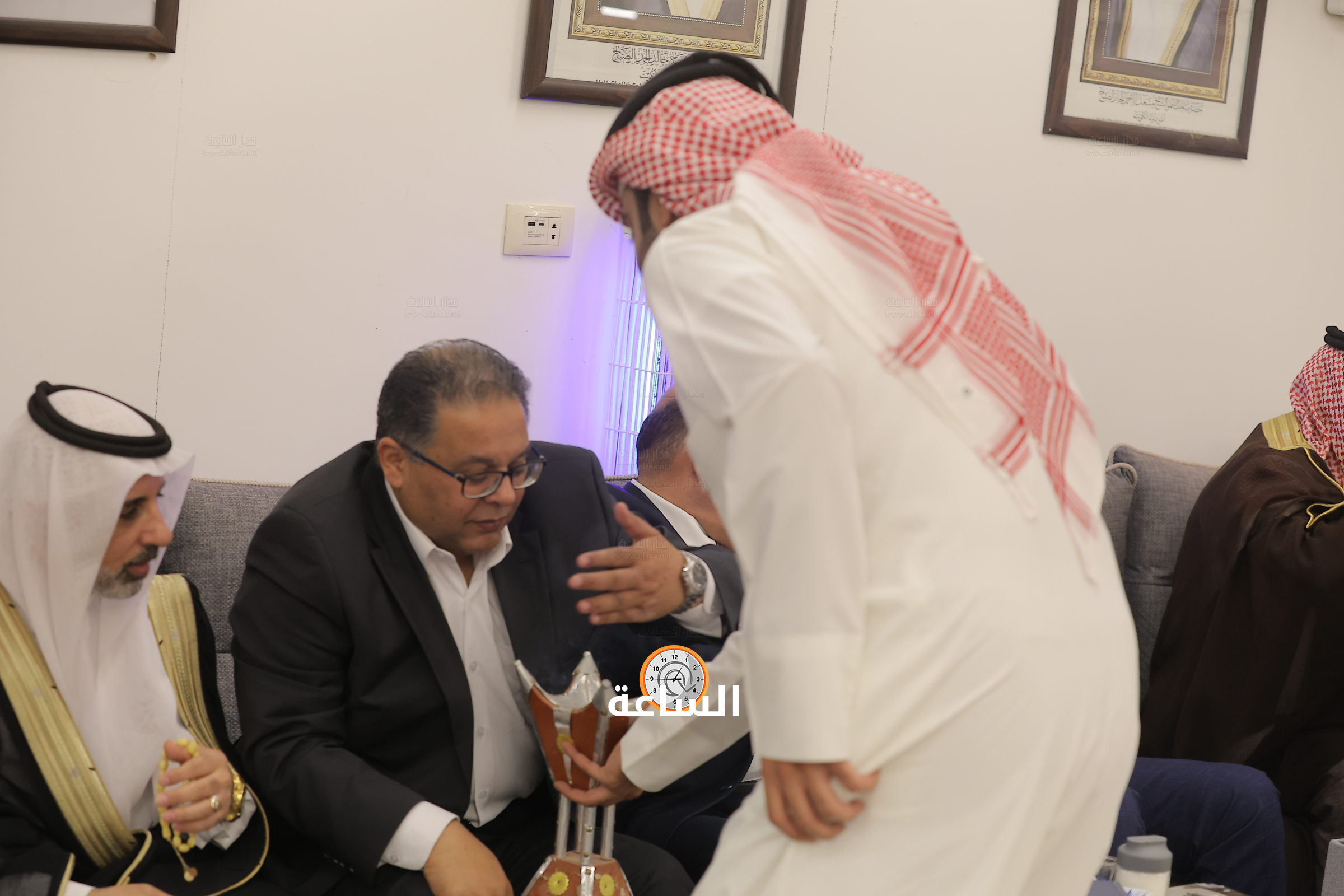 Madar Al-Saa Images 0.17692420593323954
