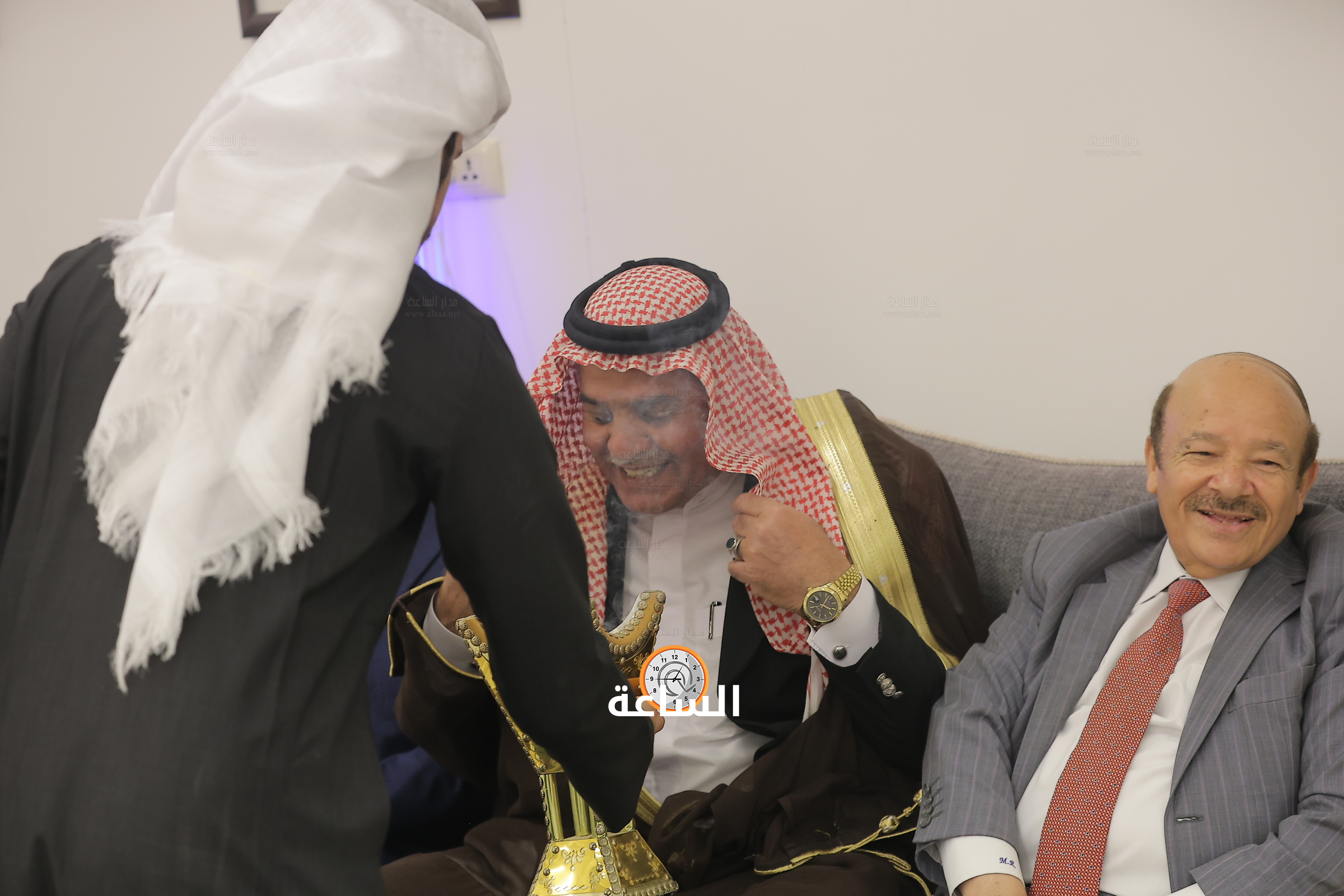 Madar Al-Saa Images 0.1834990874619289
