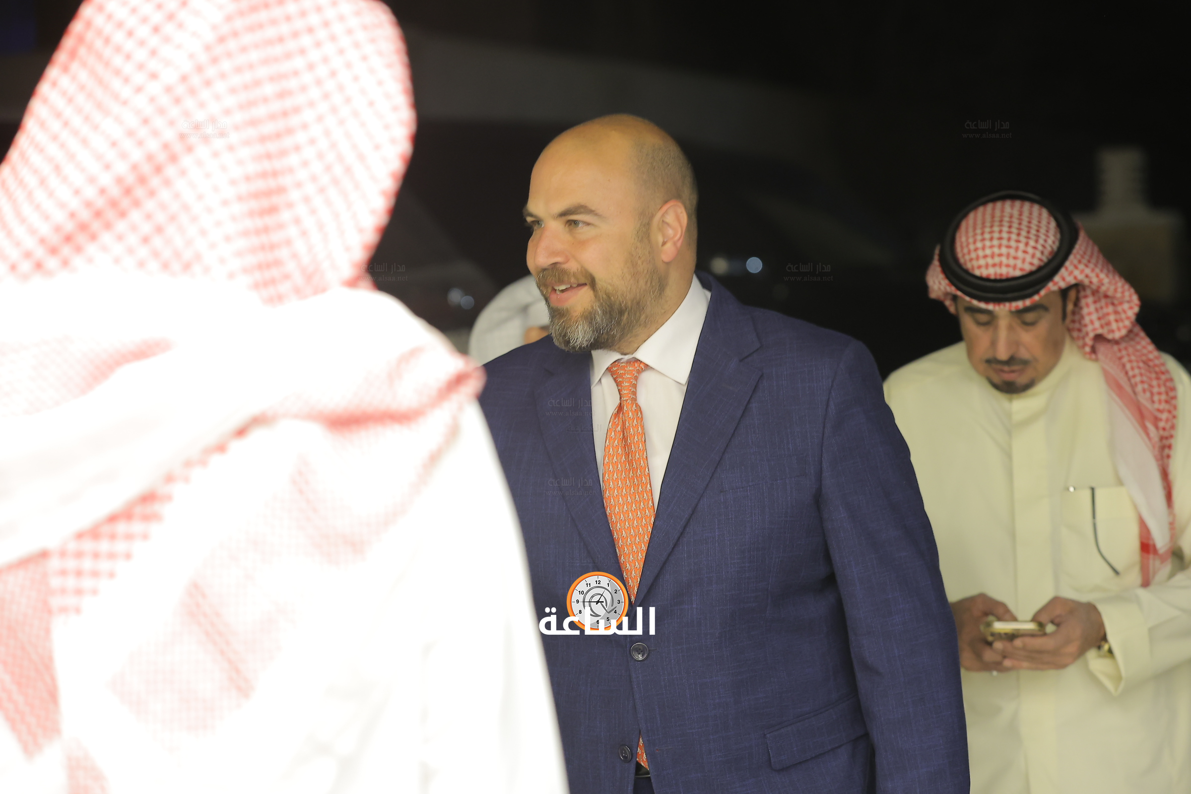Madar Al-Saa Images 0.11681642516123769