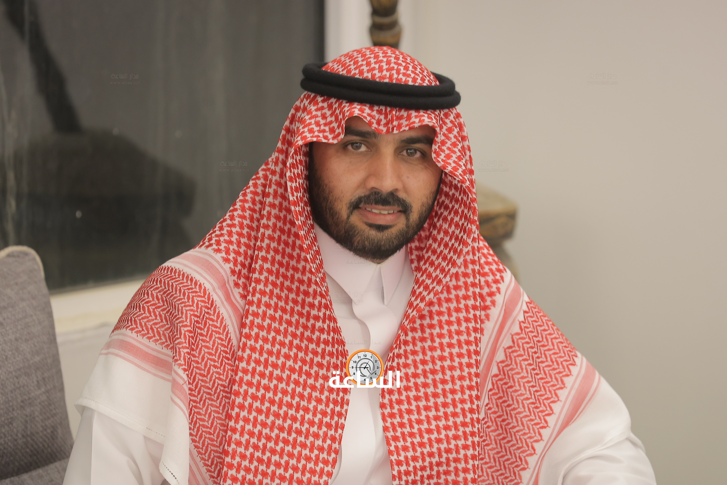 Madar Al-Saa Images 0.4465134340360146