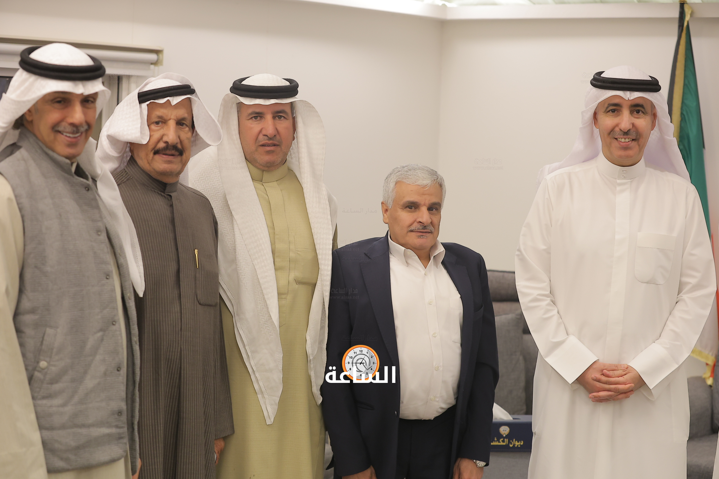 Madar Al-Saa Images 0.2061754631399888