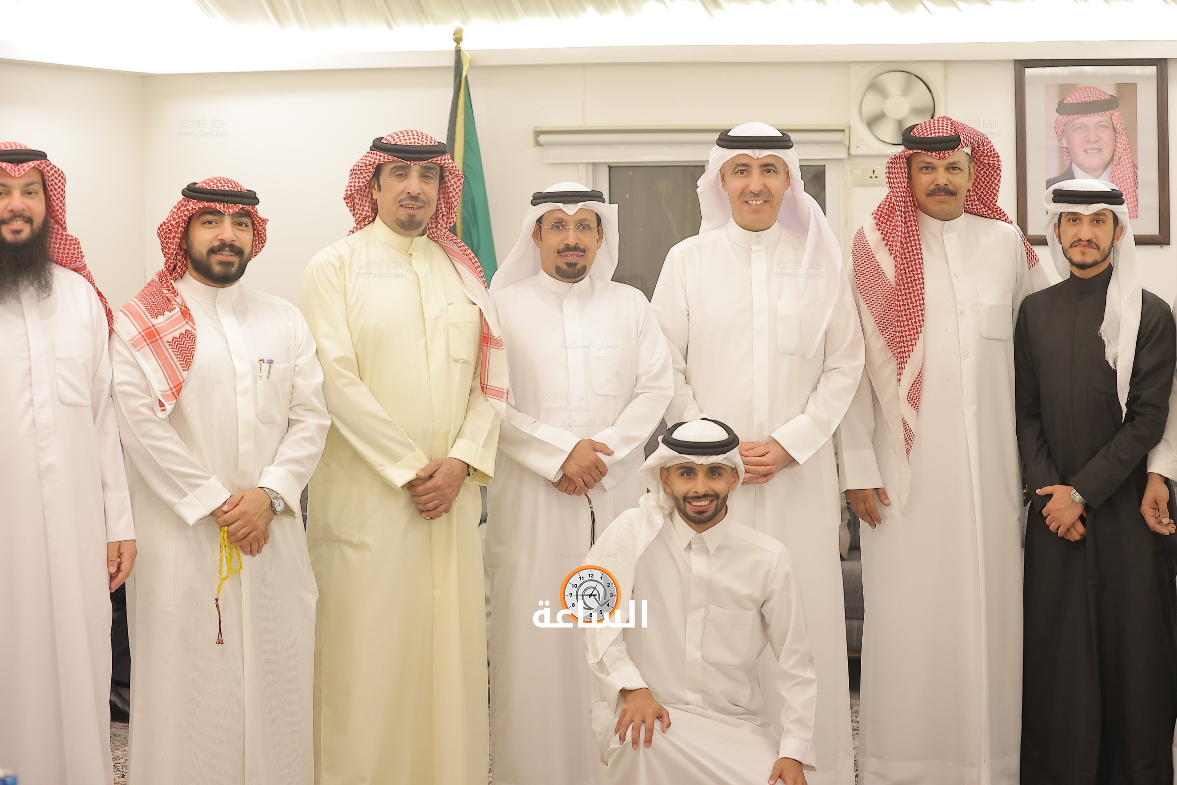 Madar Al-Saa Images 0.520647061715675