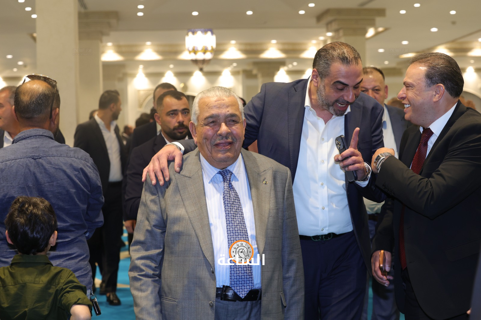 Madar Al-Saa Images 0.8000064930749724