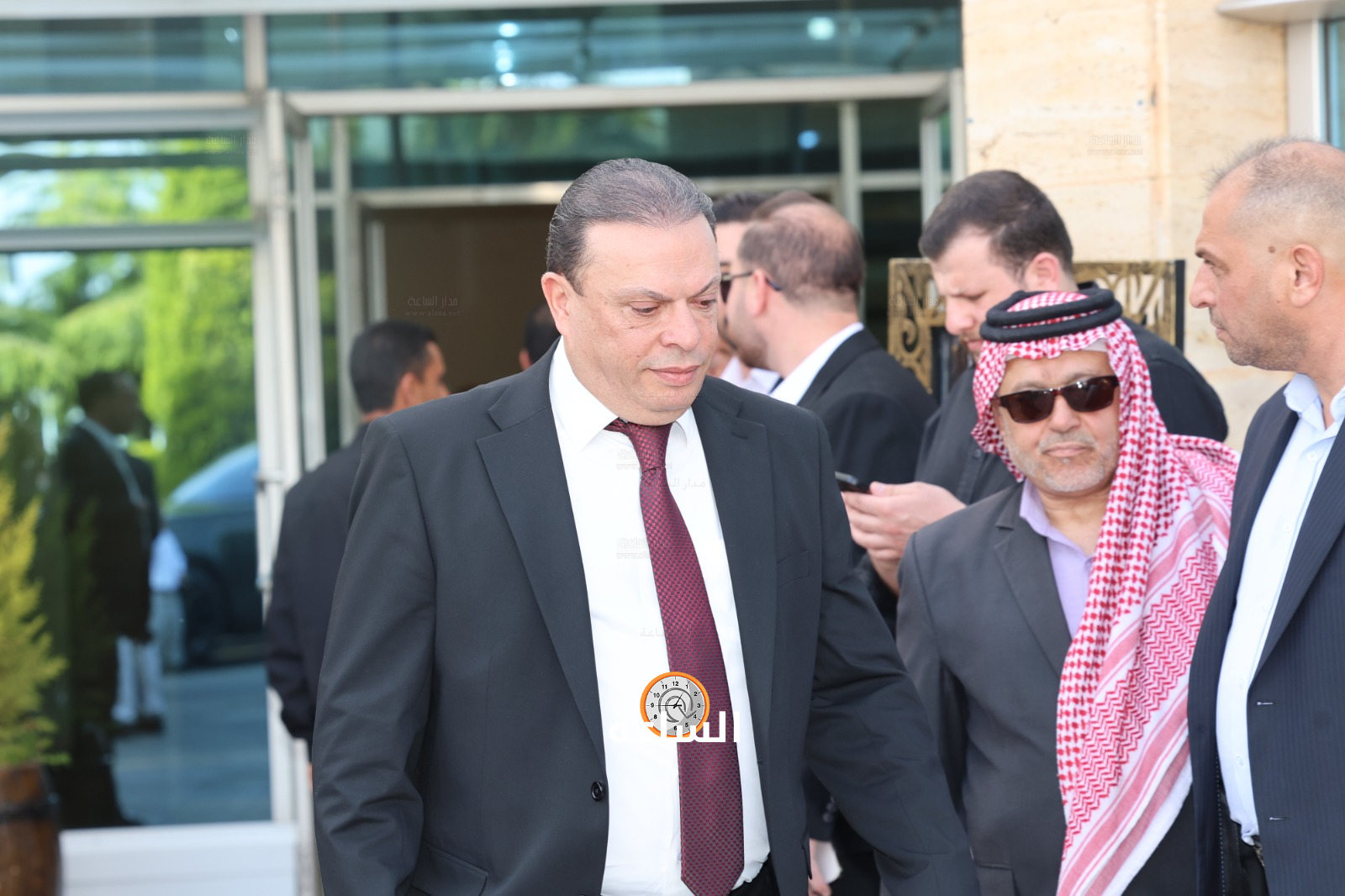 Madar Al-Saa Images 0.9427373563684373
