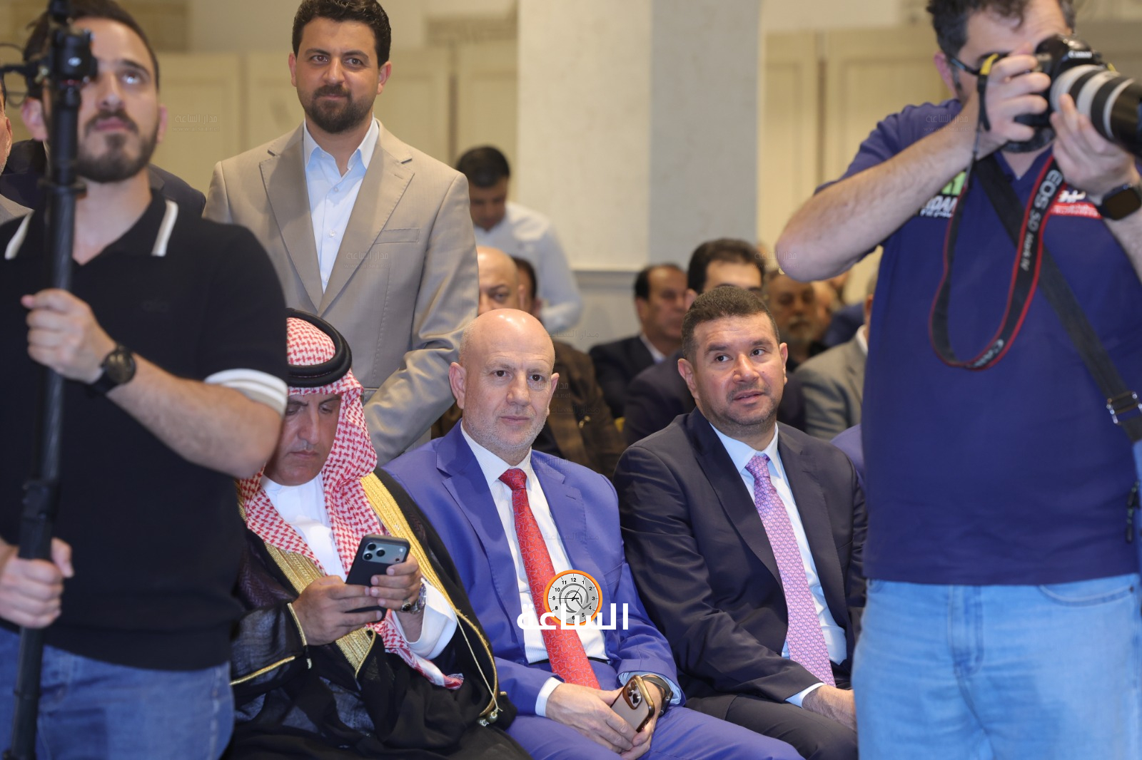 Madar Al-Saa Images 0.2552053530755912