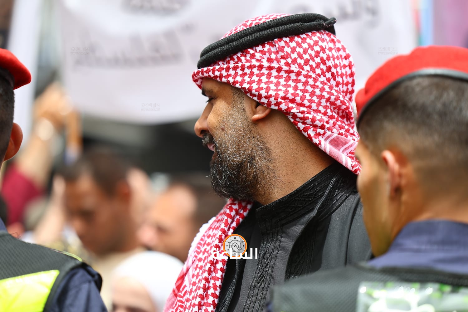 Madar Al-Saa Images 0.9337936091899215