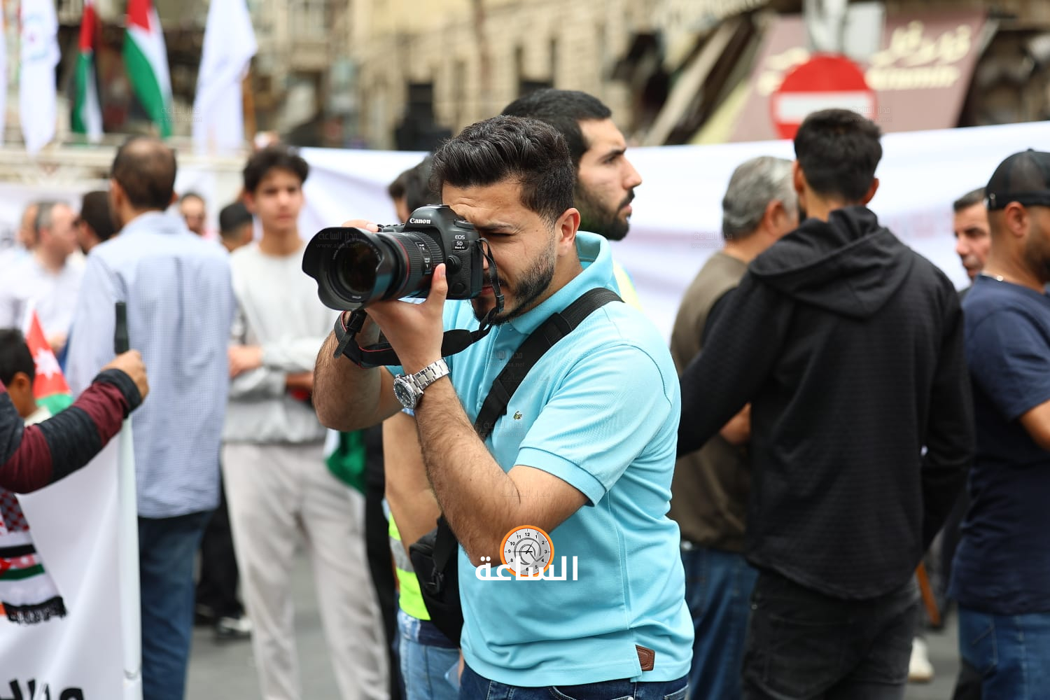 Madar Al-Saa Images 0.7183359835091709