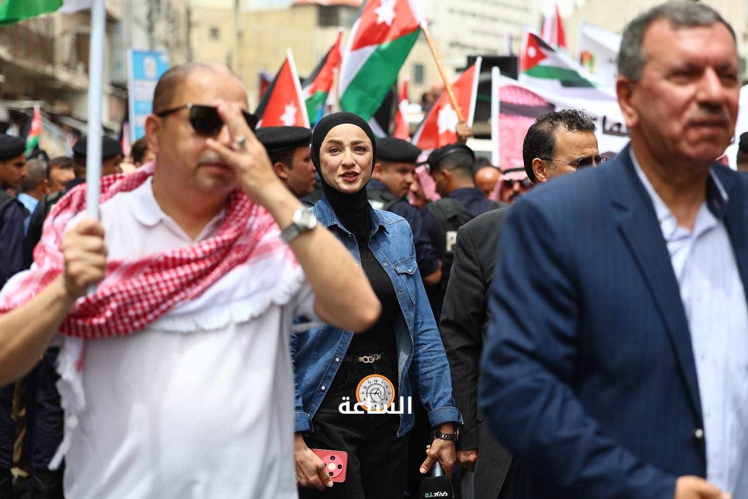 Madar Al-Saa Images 0.622038217588146