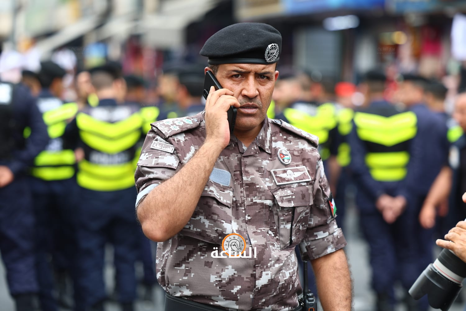 Madar Al-Saa Images 0.10412554394324192