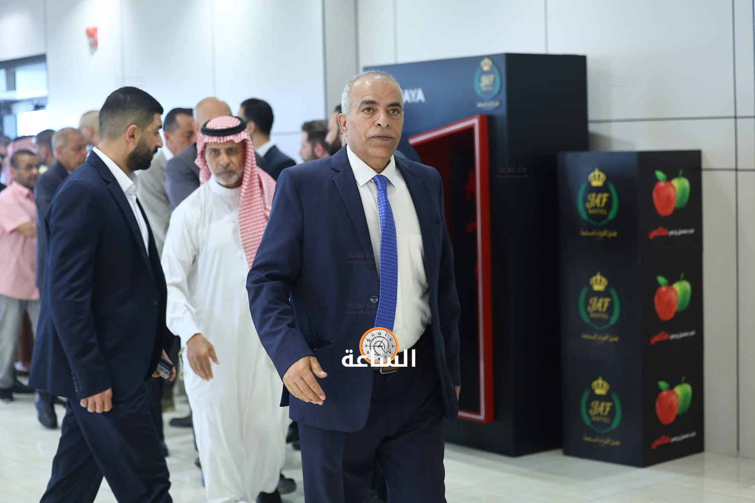 Madar Al-Saa Images 0.1536008830318527