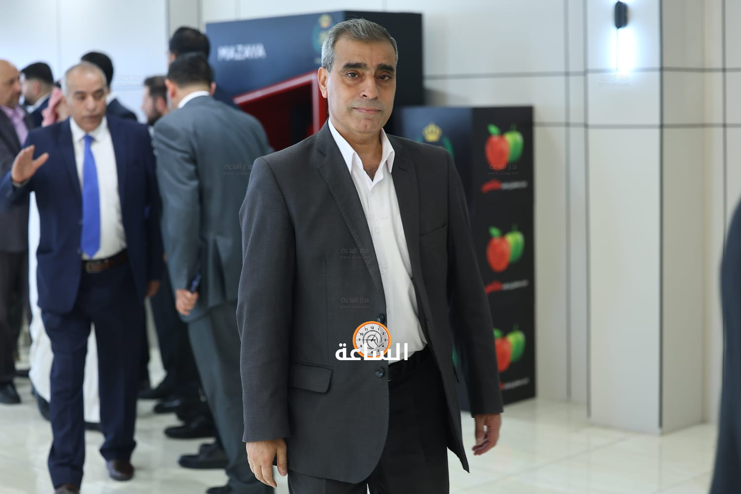 Madar Al-Saa Images 0.7727098381016272