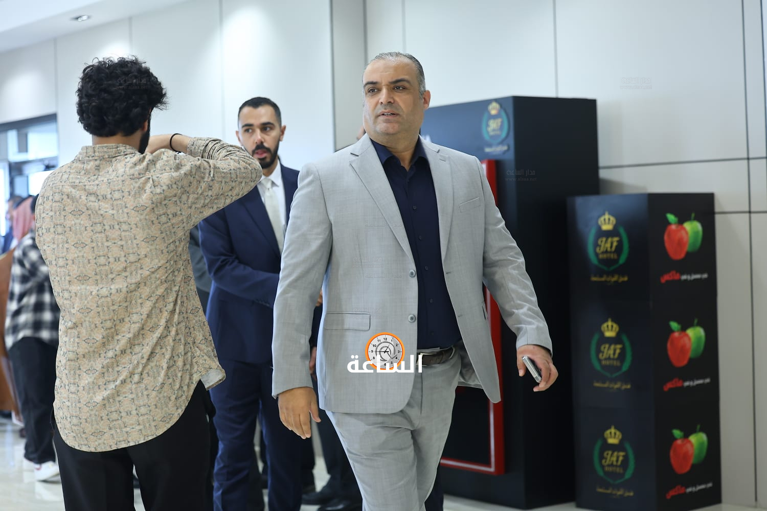 Madar Al-Saa Images 0.6186825202184988