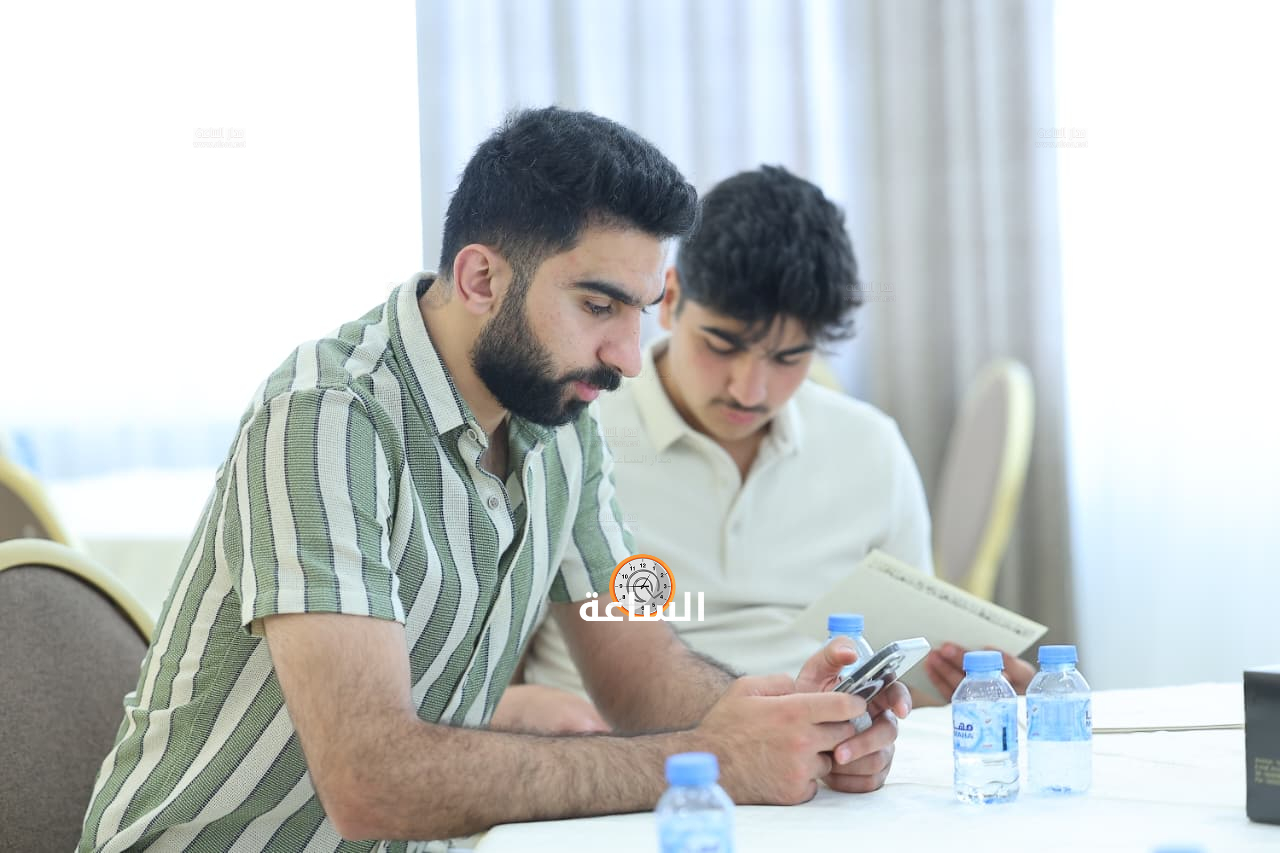 Madar Al-Saa Images 0.16890244540425425