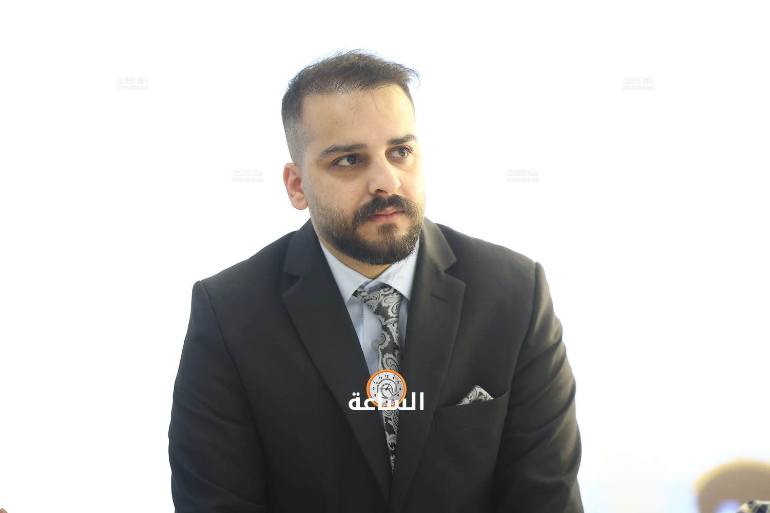 Madar Al-Saa Images 0.556726860908736