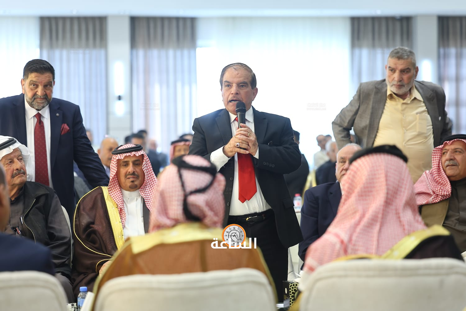 Madar Al-Saa Images 0.39800039369451234