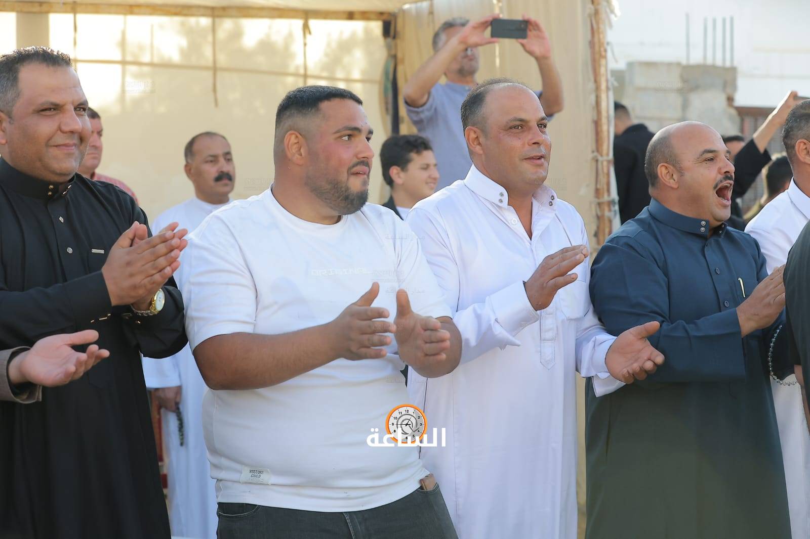 Madar Al-Saa Images 0.22381250385500095