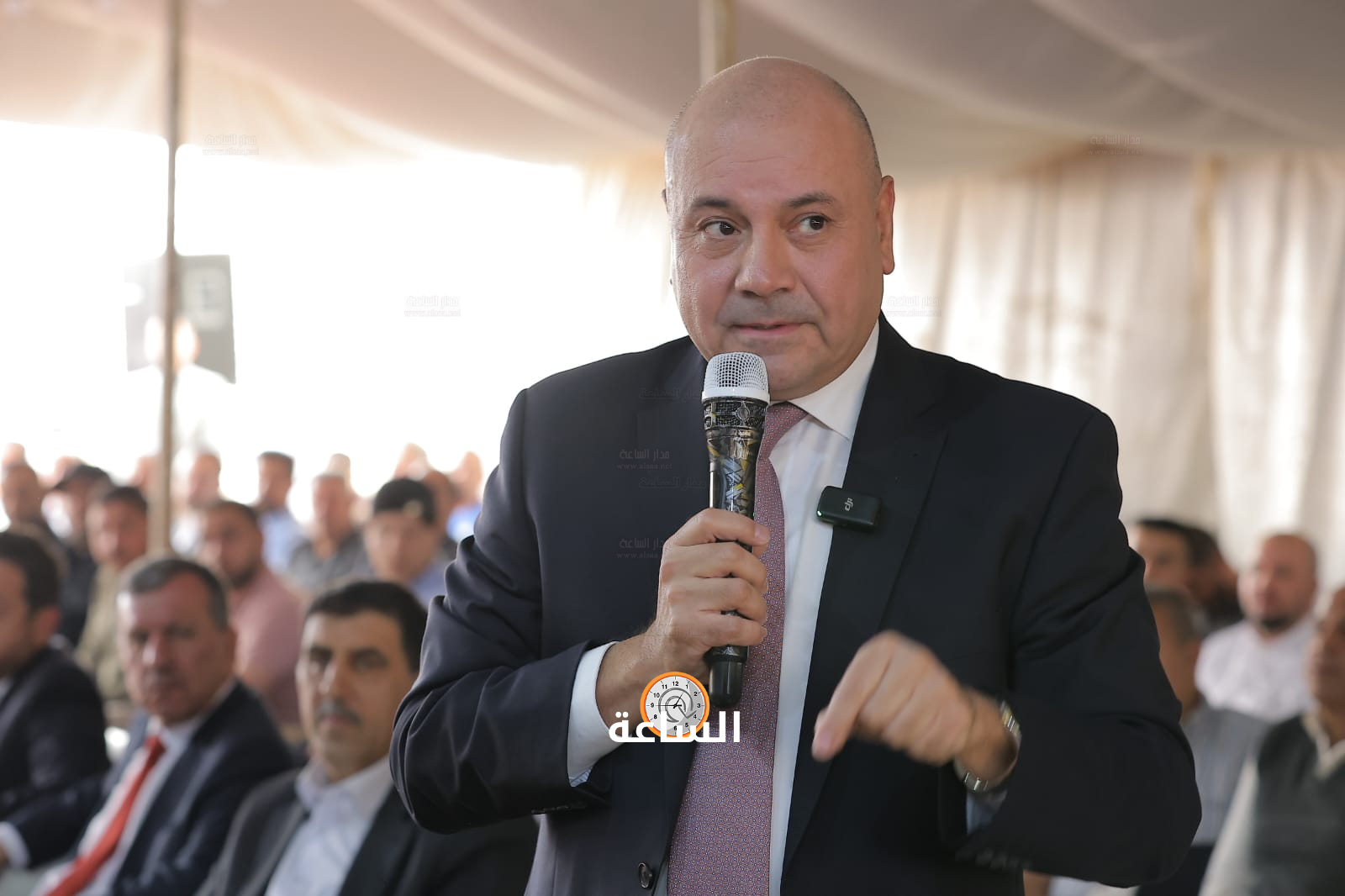 Madar Al-Saa Images 0.03379094459830201