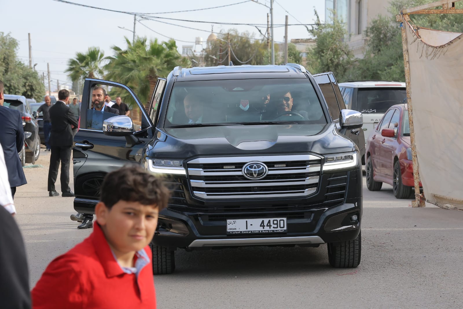 Madar Al-Saa Images 0.8987720646037222