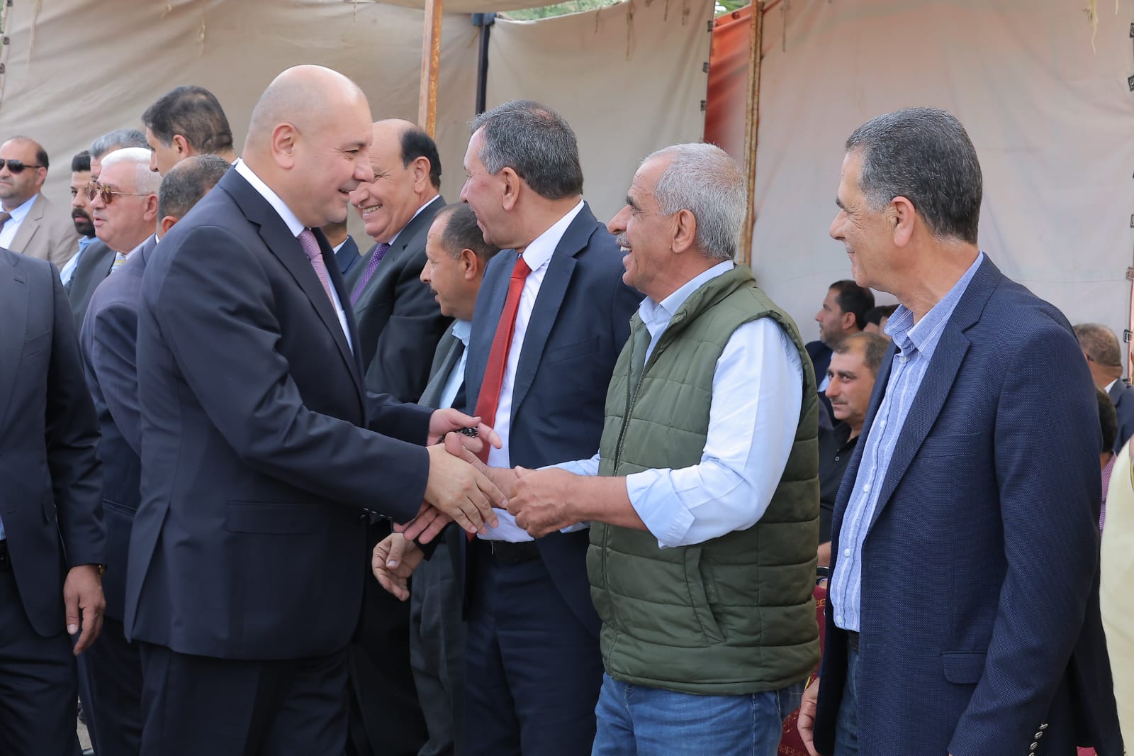 Madar Al-Saa Images 0.5740841414731569