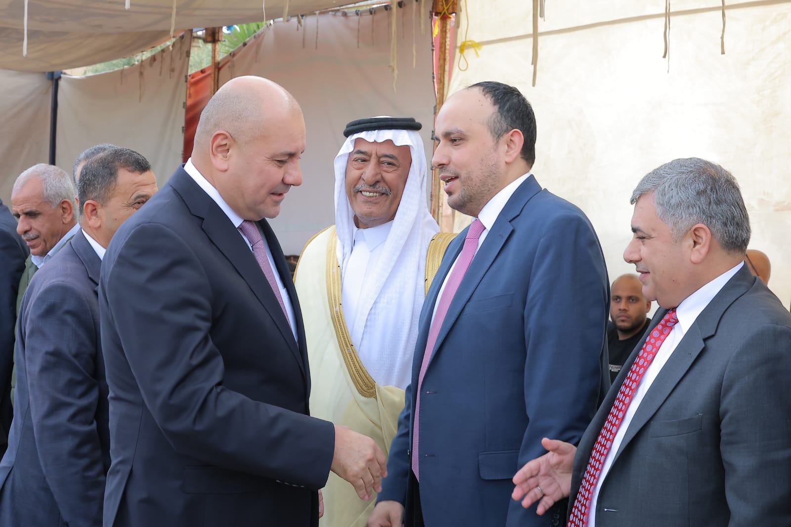 Madar Al-Saa Images 0.27375057707792305