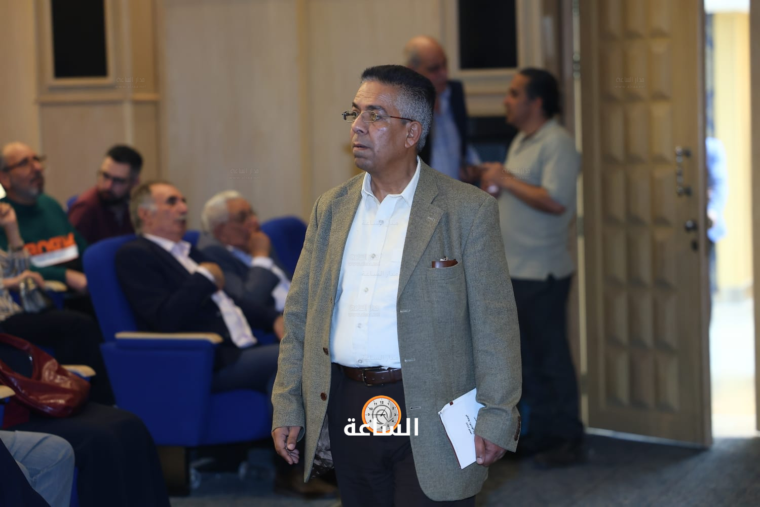Madar Al-Saa Images 0.8433184557464238