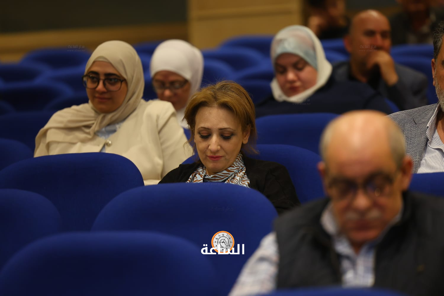 Madar Al-Saa Images 0.04401084671862776