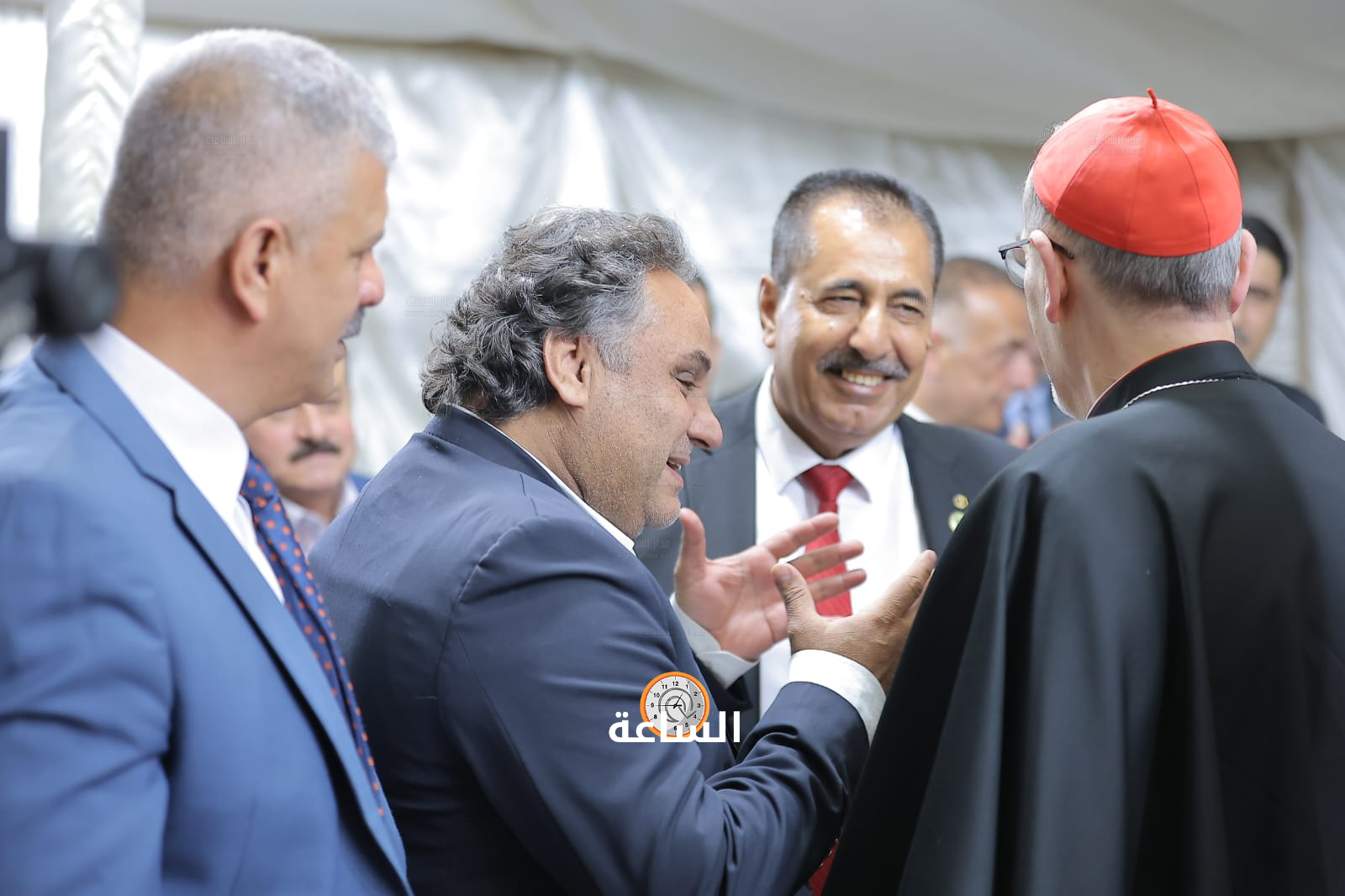 Madar Al-Saa Images 0.999913592162134