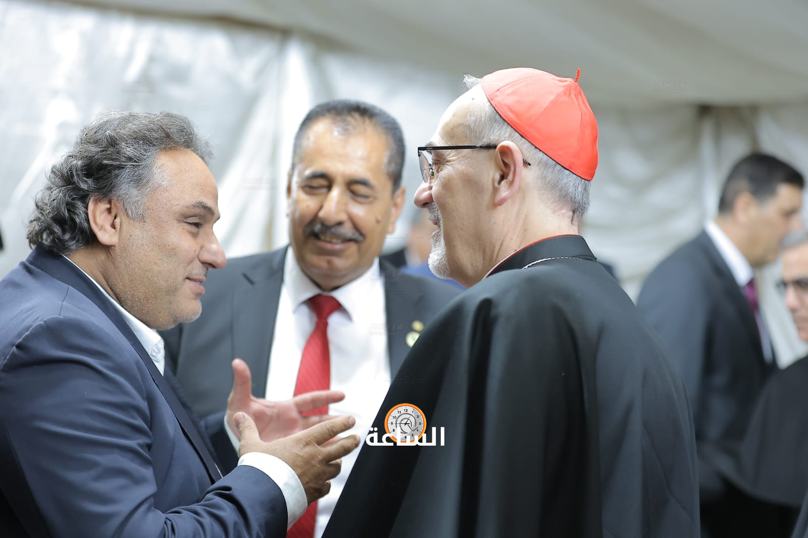 Madar Al-Saa Images 0.18177090412935493