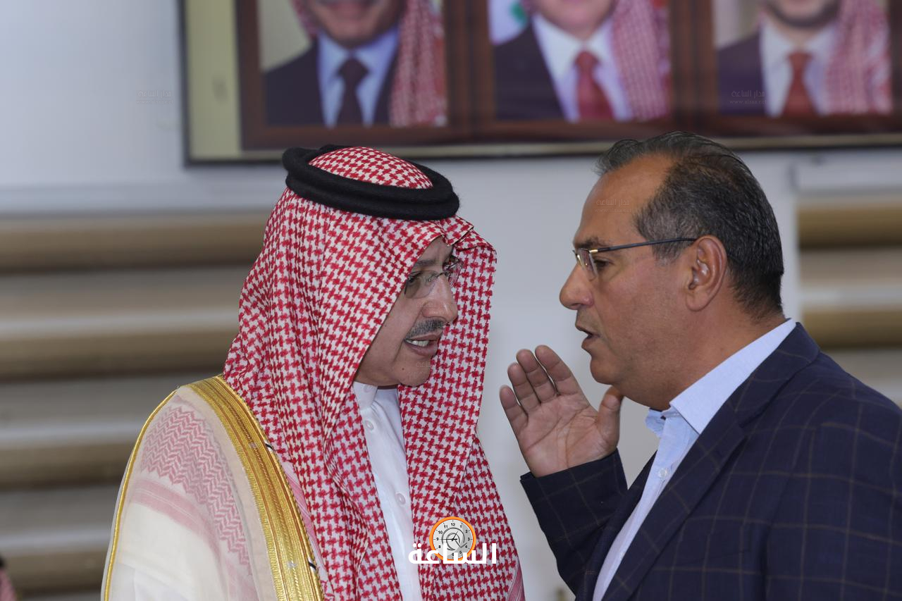Madar Al-Saa Images 0.025390566764439404