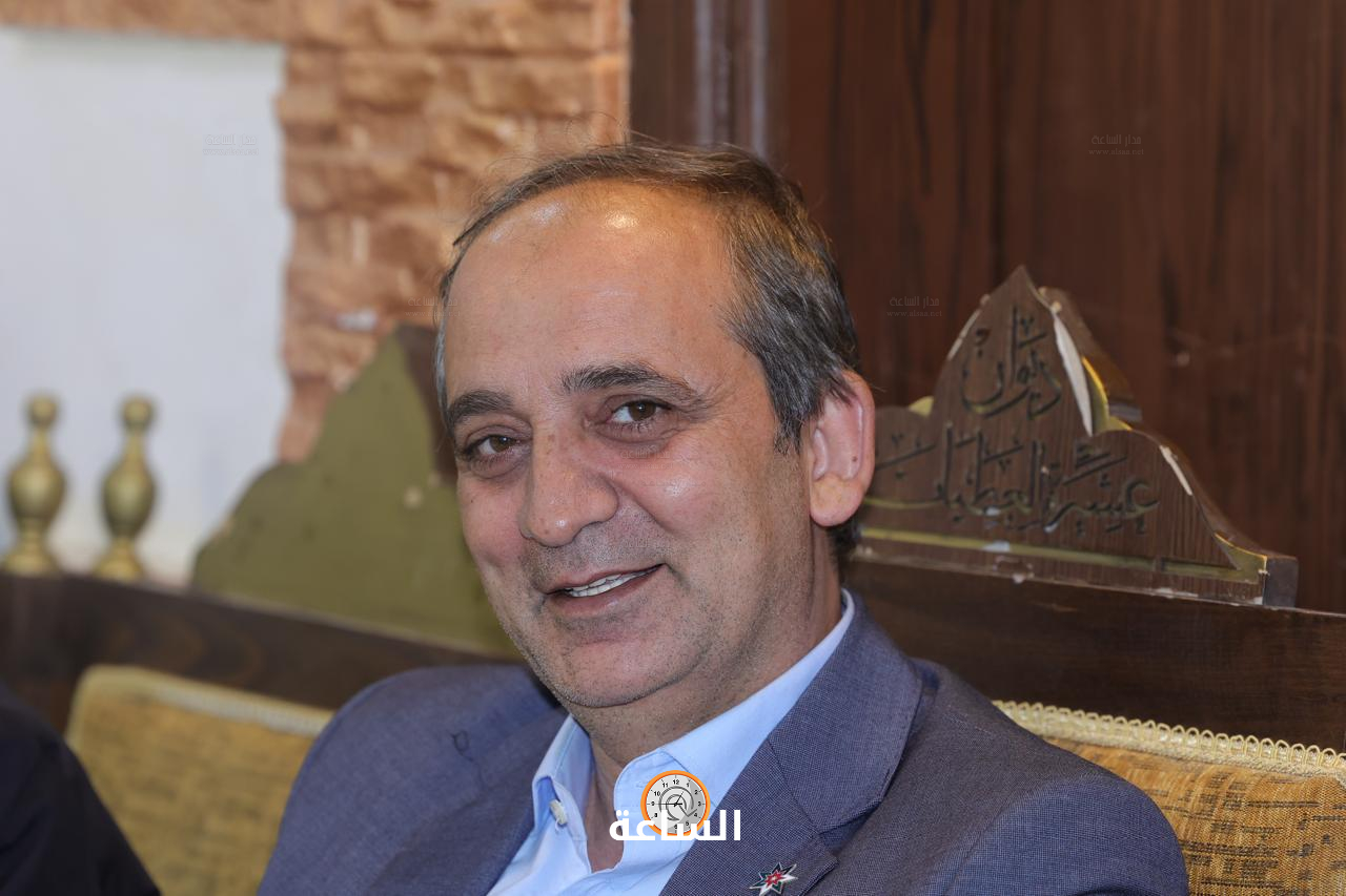 Madar Al-Saa Images 0.6784109323556935