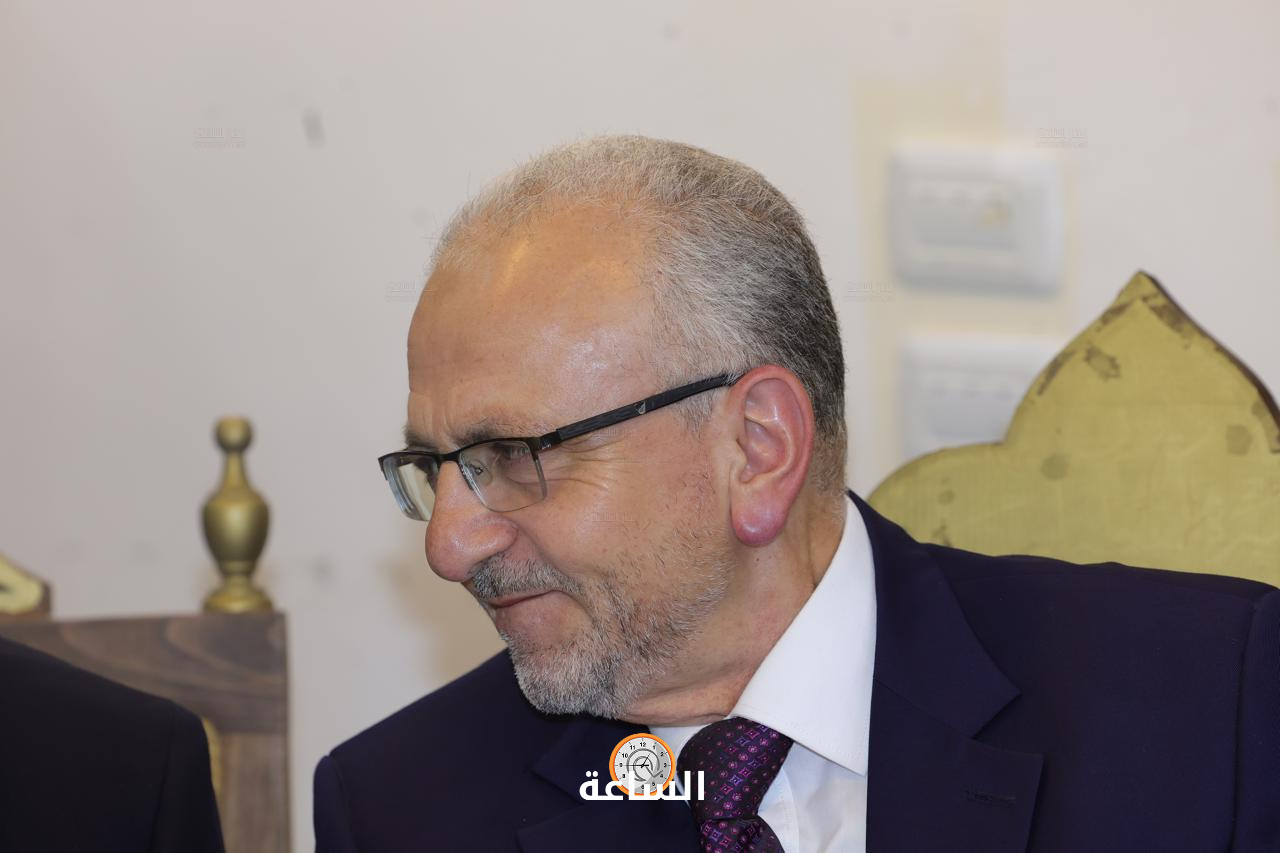 Madar Al-Saa Images 0.2860572579398797