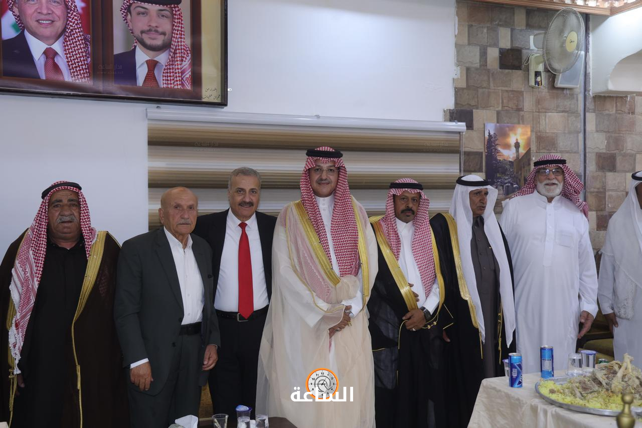 Madar Al-Saa Images 0.46682384339035554
