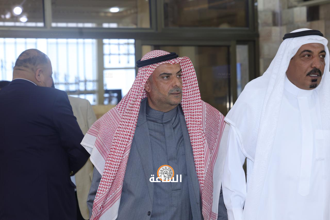 Madar Al-Saa Images 0.993663615521808