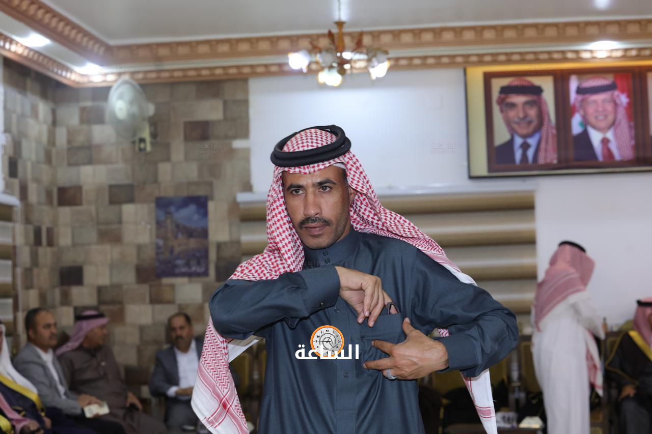 Madar Al-Saa Images 0.38875689091220933