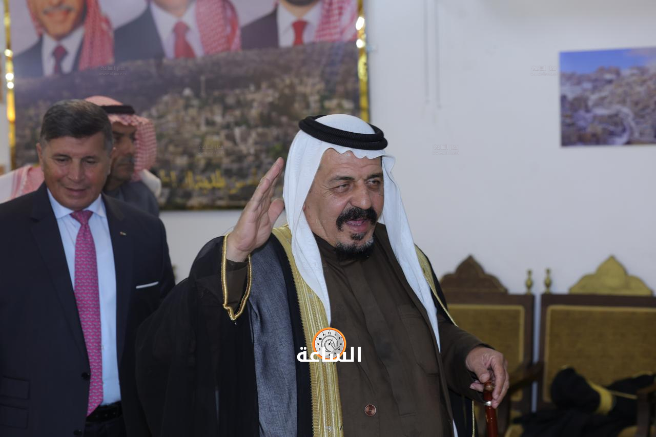 Madar Al-Saa Images 0.5859866782228221