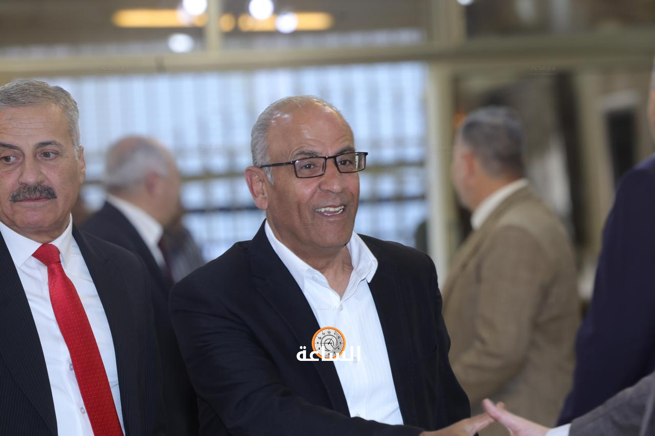 Madar Al-Saa Images 0.18205656691399874