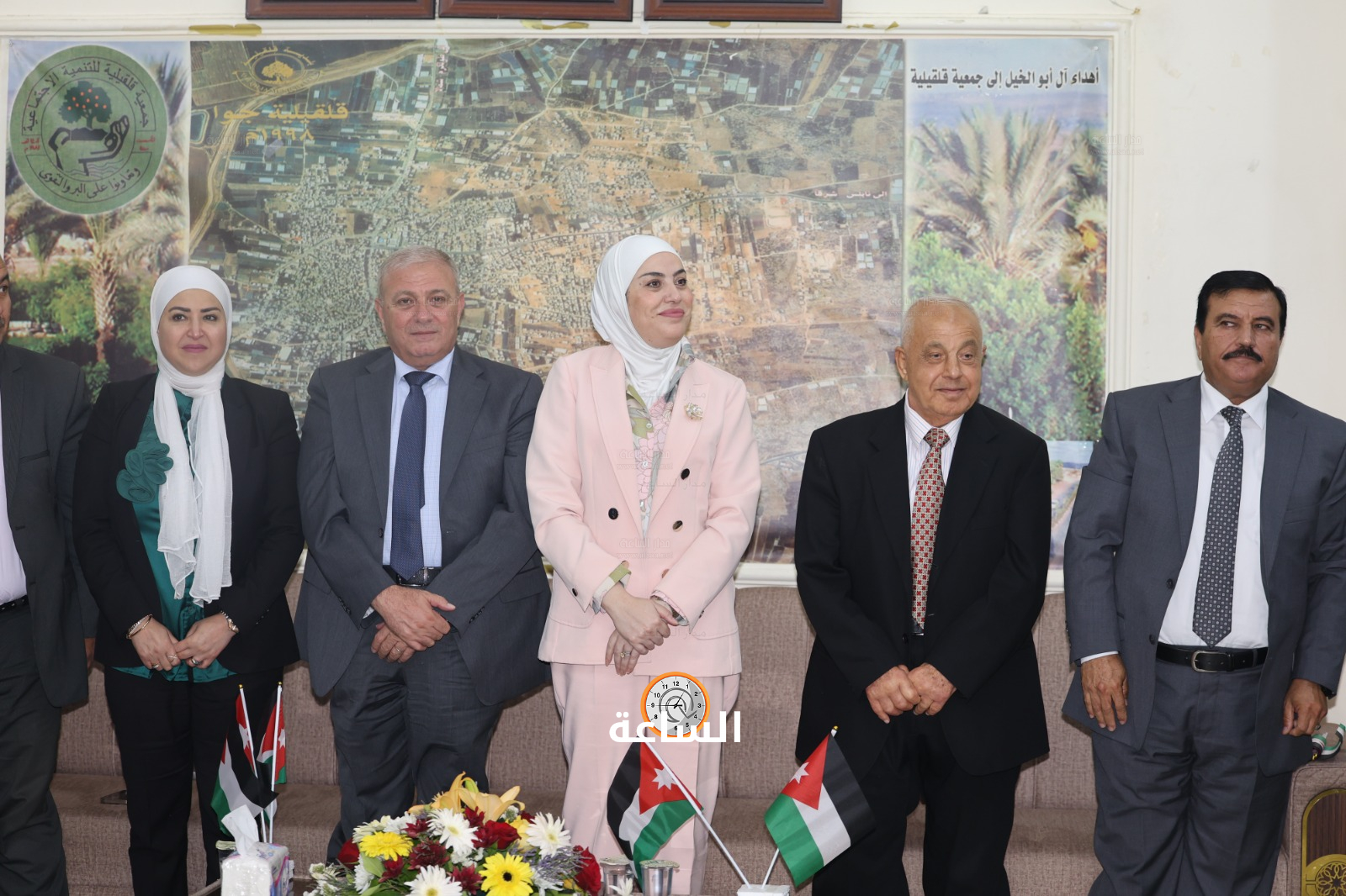 Madar Al-Saa Images 0.42251748938527767
