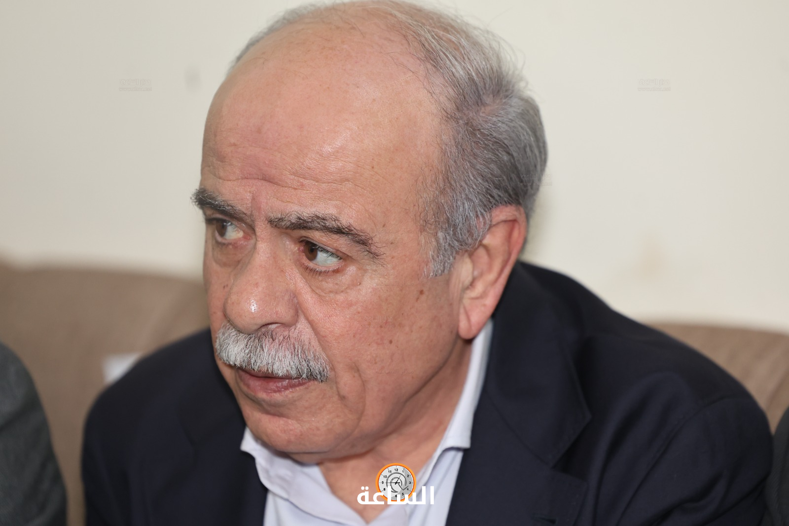 Madar Al-Saa Images 0.7372449057083946