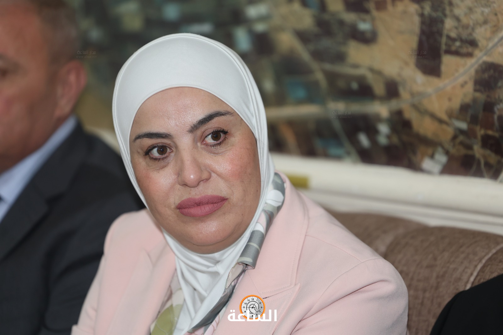 Madar Al-Saa Images 0.756772996690492