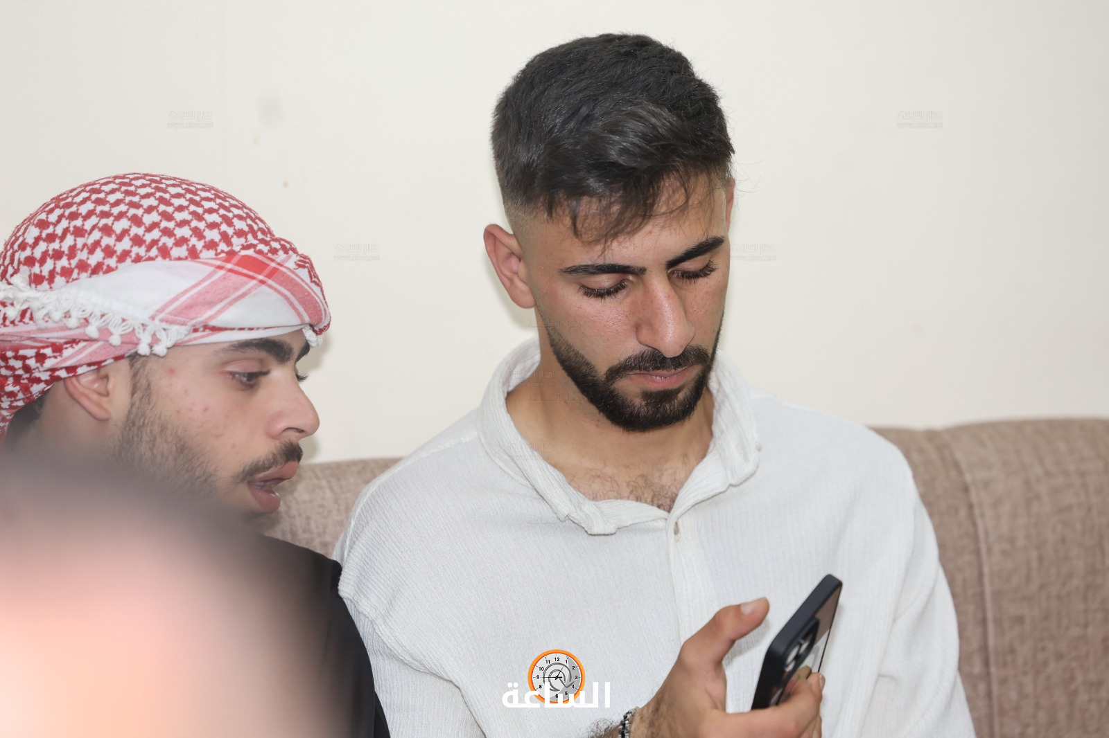Madar Al-Saa Images 0.6464842927835053