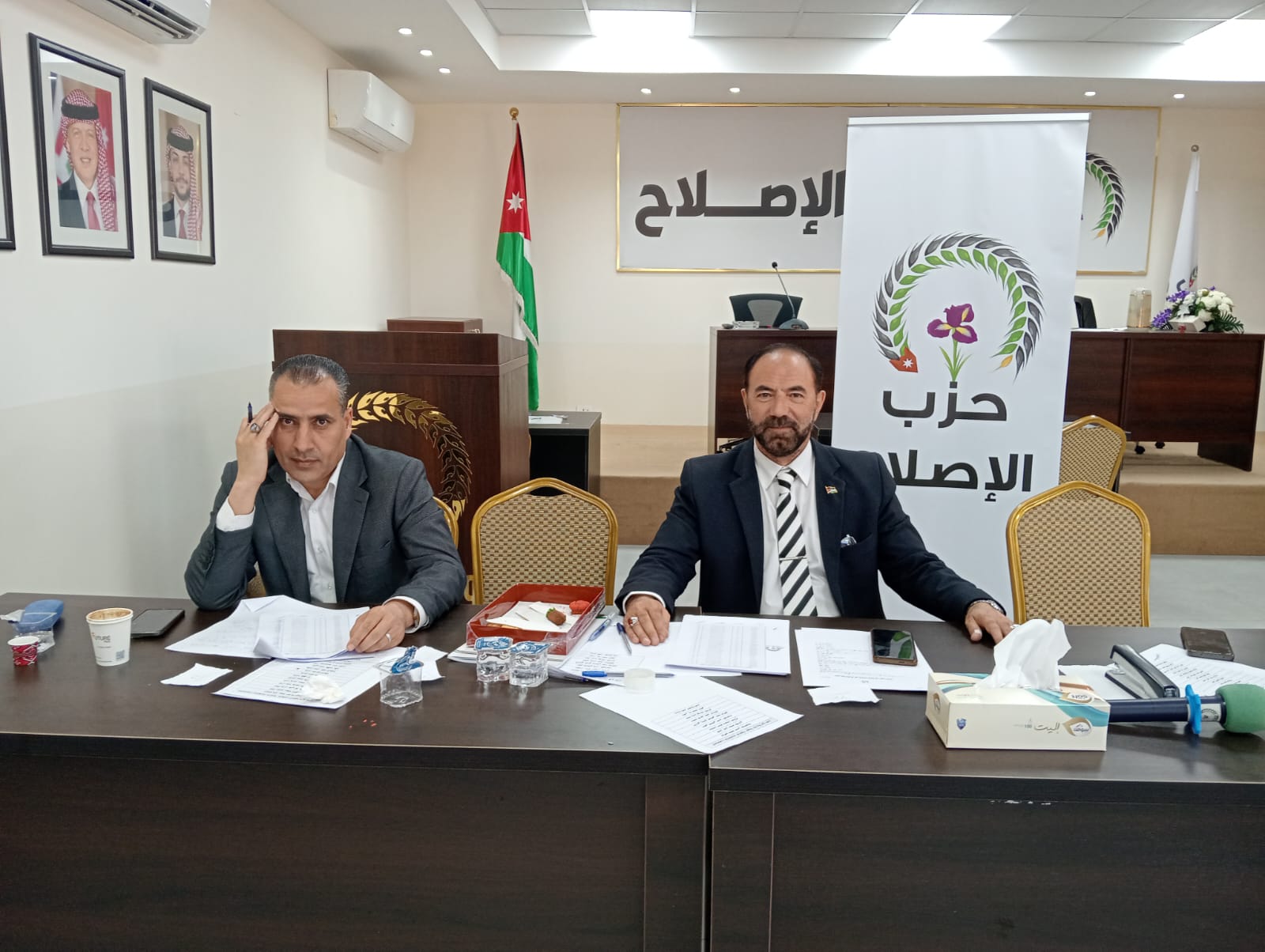 Madar Al-Saa Images 0.5455607140320909